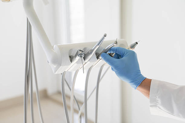 24/7 Emergency Teeth Whitening experts in Stone Park, IL